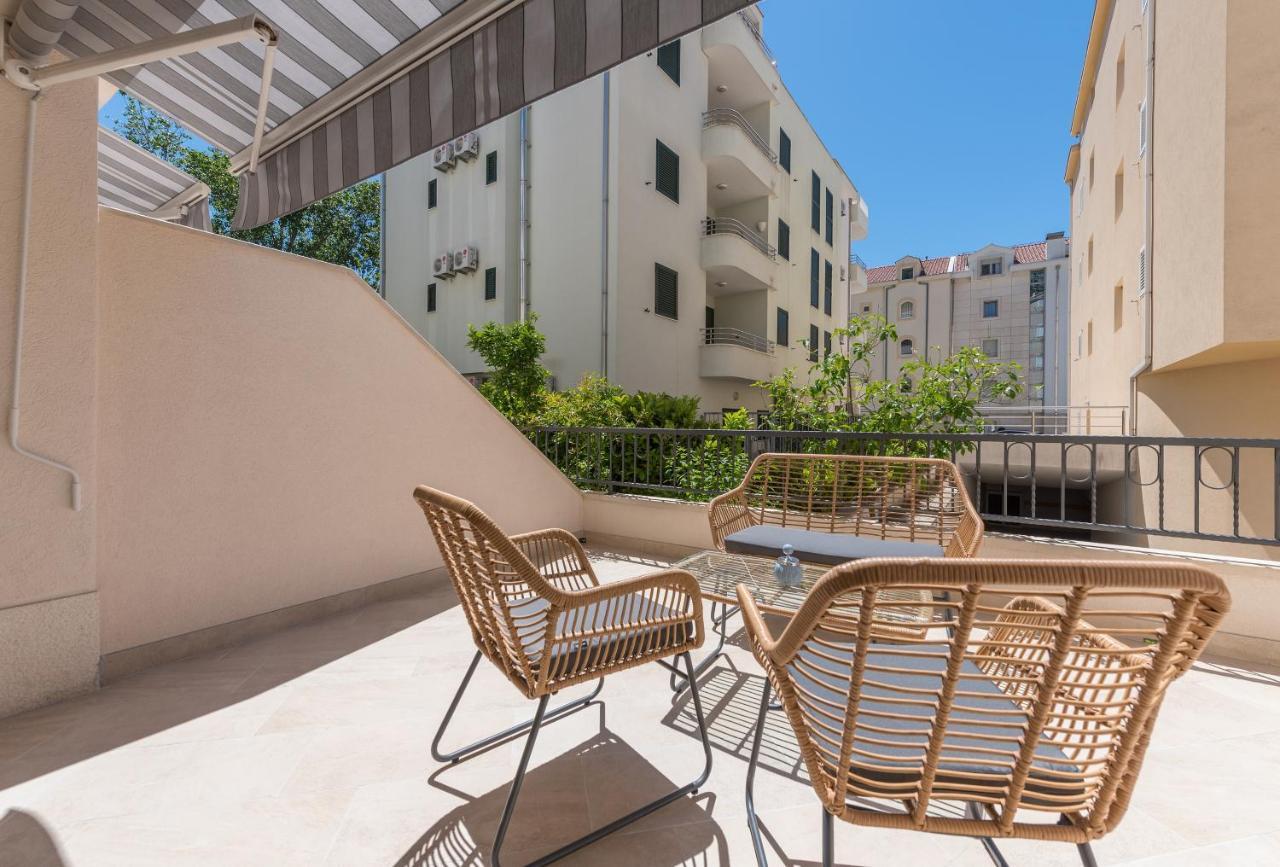 Apartments By The Sea Makarska - 19134 エクステリア 写真